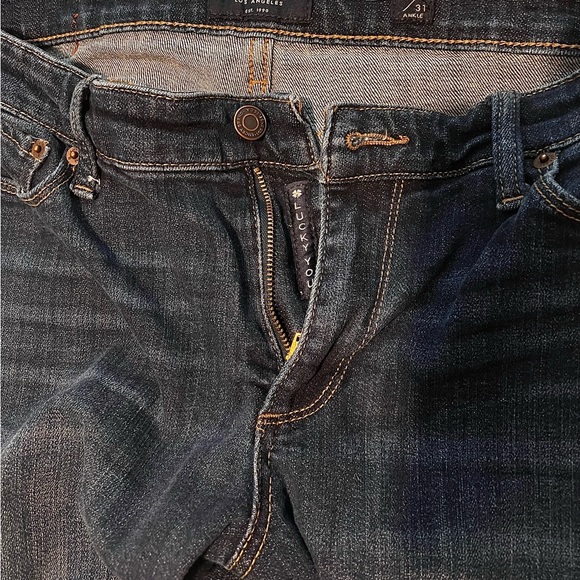 Lucky Brand Women’s Jeans. Size 12/31 Ankle. - Picture 4 of 5